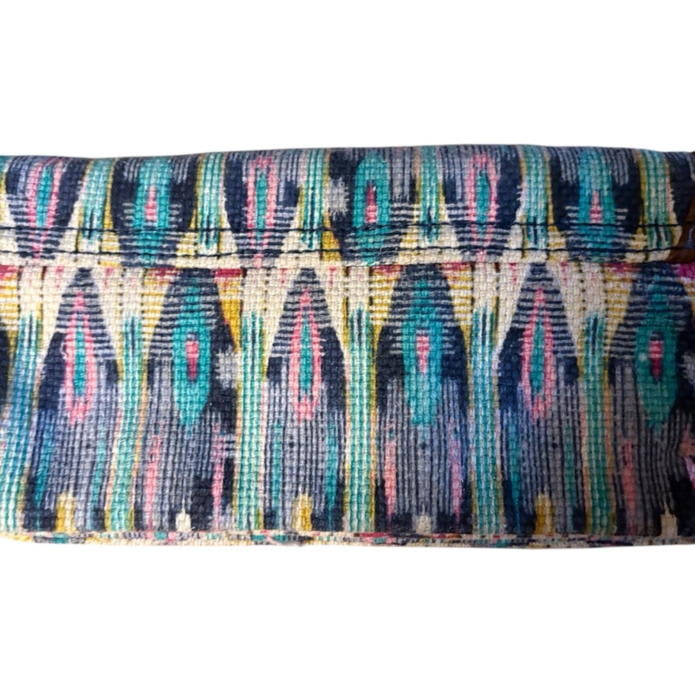 Vintage brand new never used: Aeropostale Colorful Patterned Wristlet - Picture 6 of 7